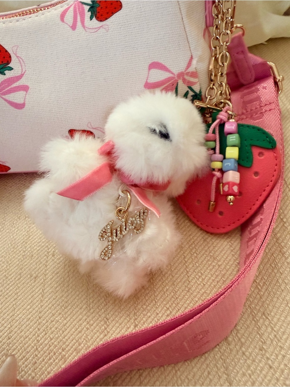 NWT Viral Juicy Couture pink strawberry Y2K purse bag - Picture 4 of 8